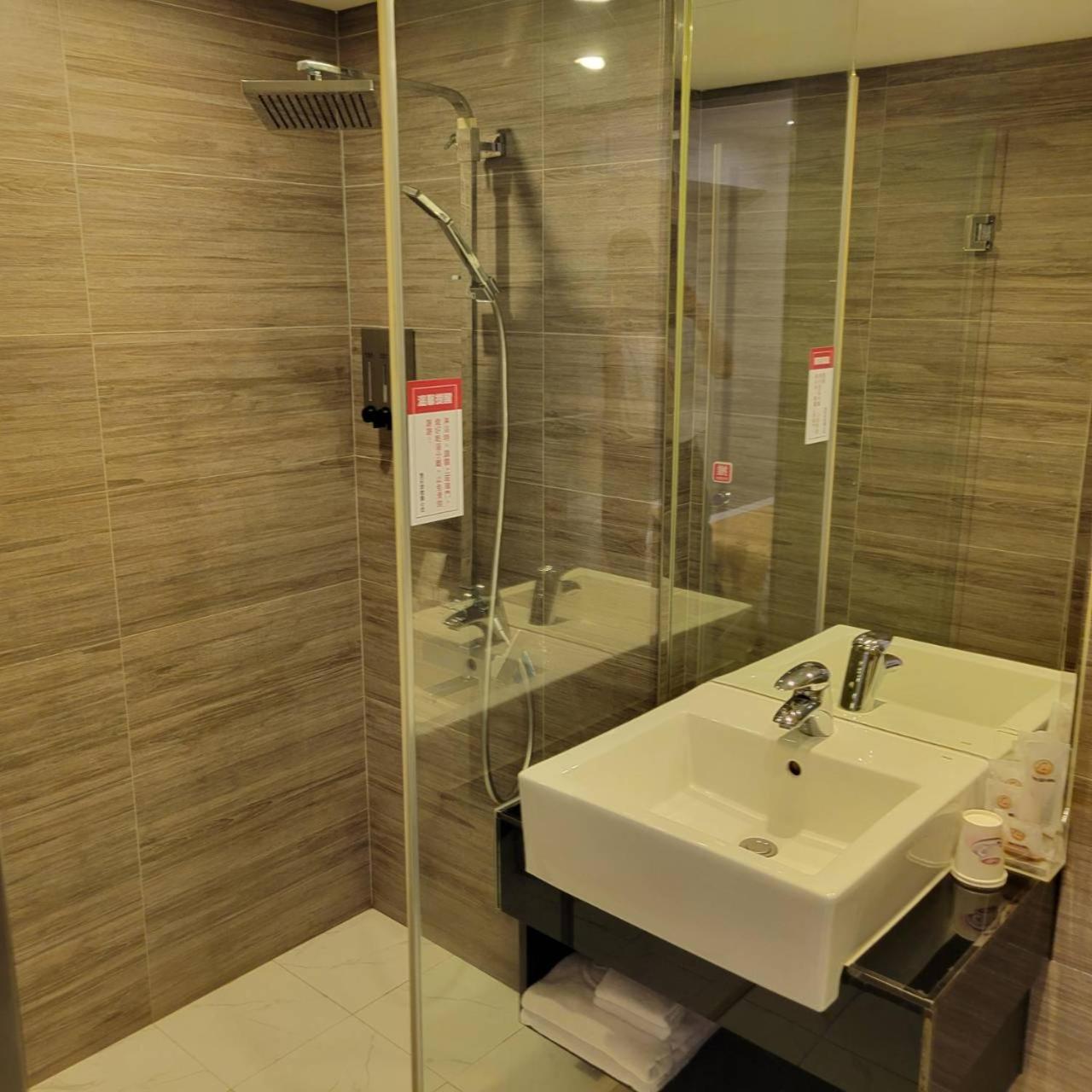 Attic Hotel Taipei Dış mekan fotoğraf